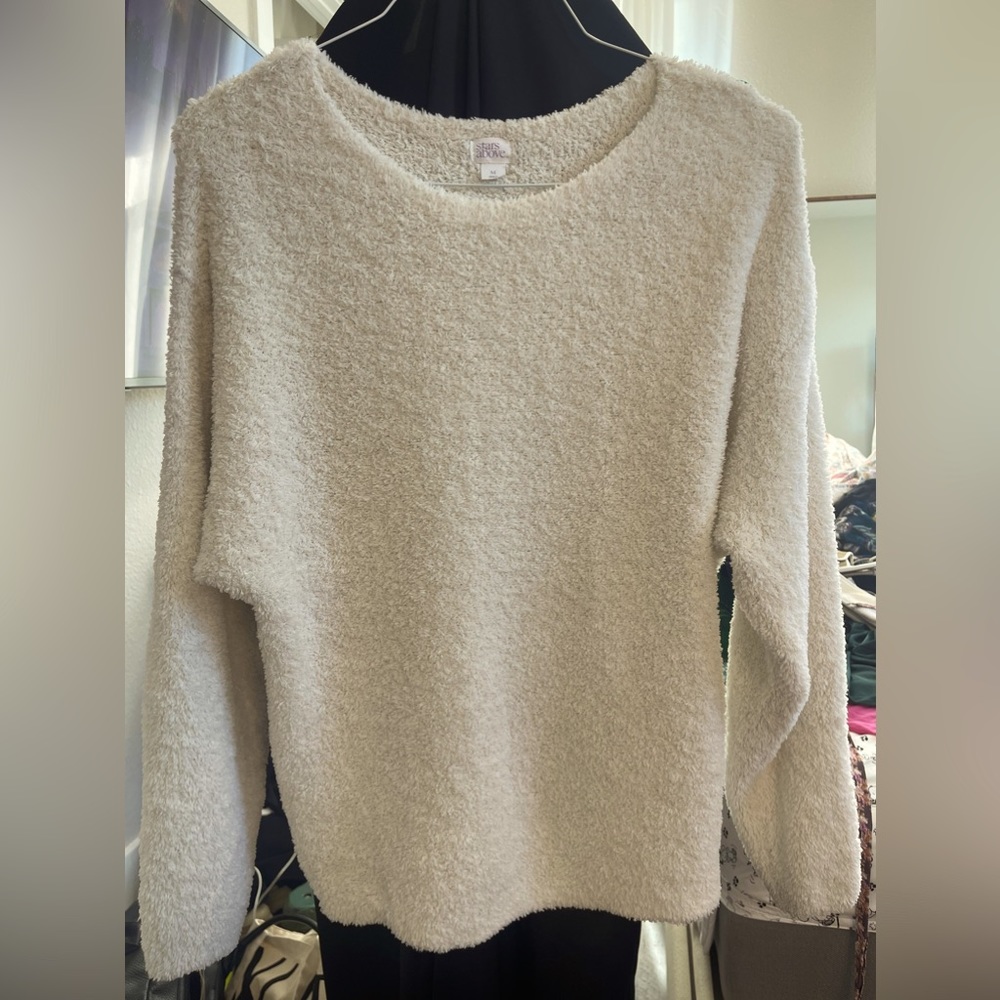 Medium white fuzzy wide leg pant and sweater set